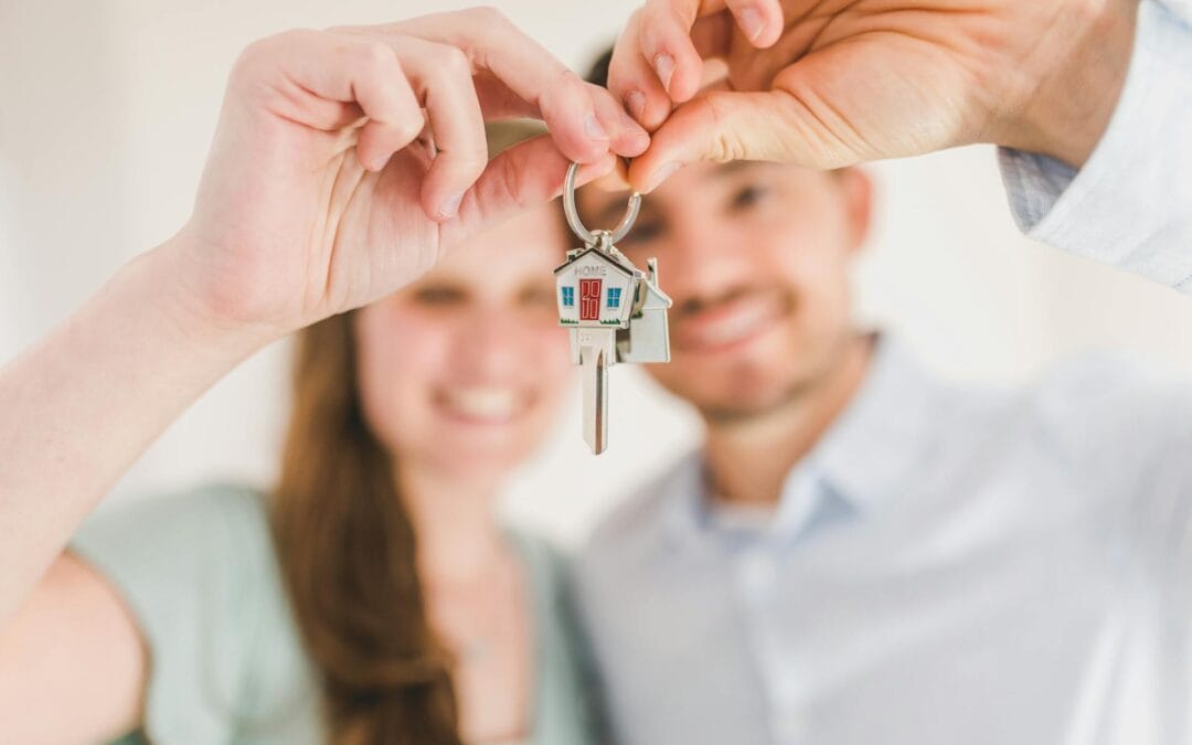 What are Differences Between Joint Tenants with Survivorship and Tenants in Common?